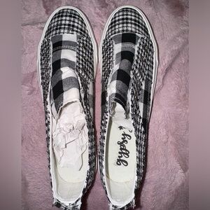 Gypsy Jazz black and white